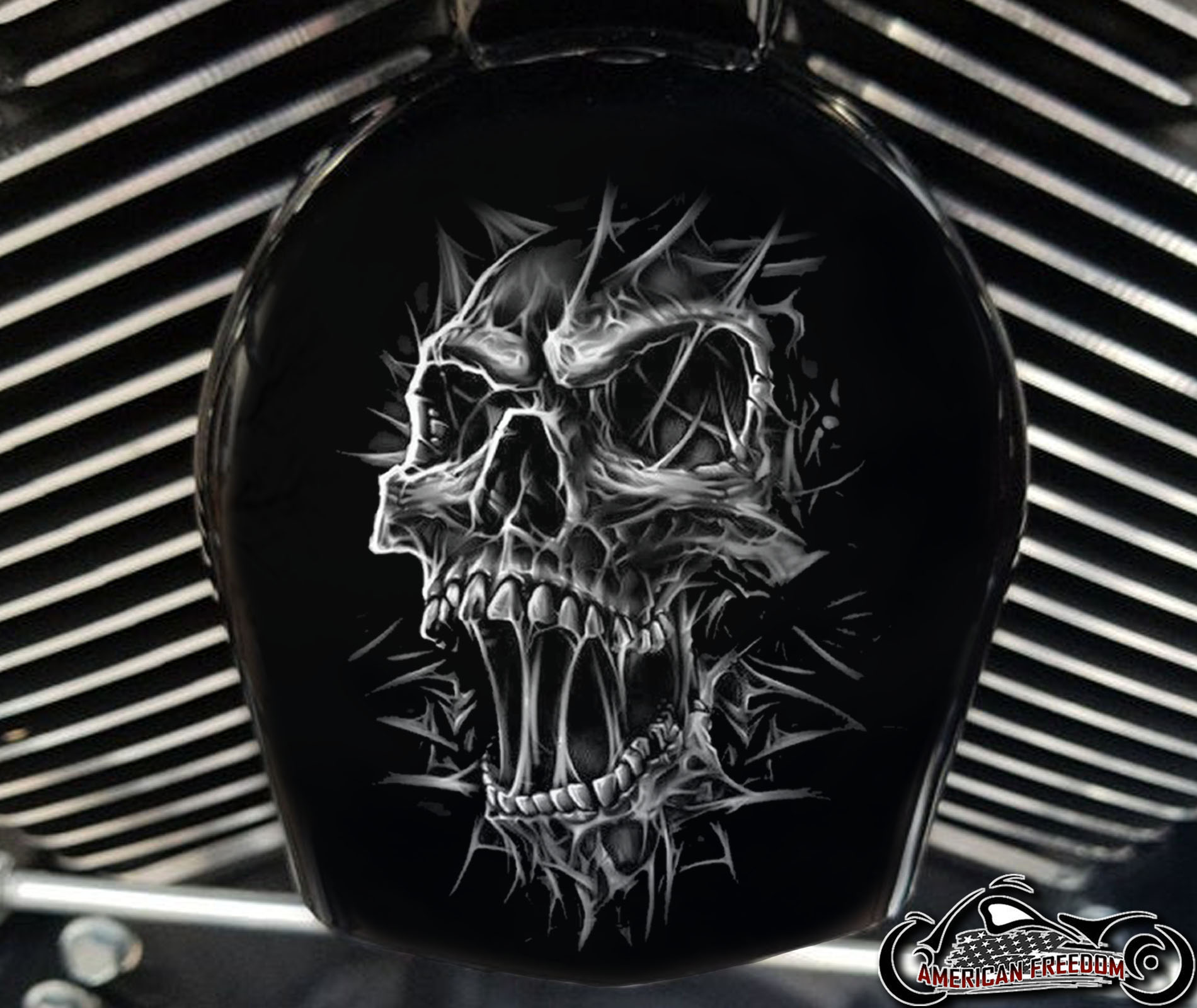 Custom Horn Cover - Webbed Skull